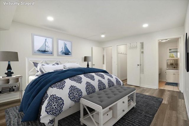 15 Oak Neck Road APT 11, Hyannis, MA 02601