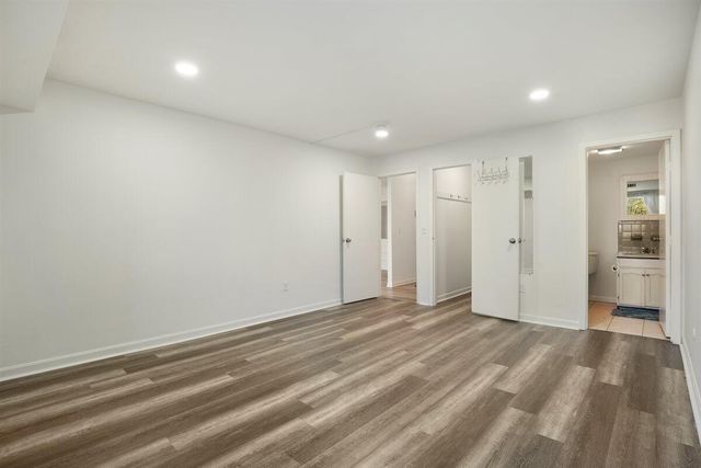 15 Oak Neck Road APT 11, Hyannis, MA 02601