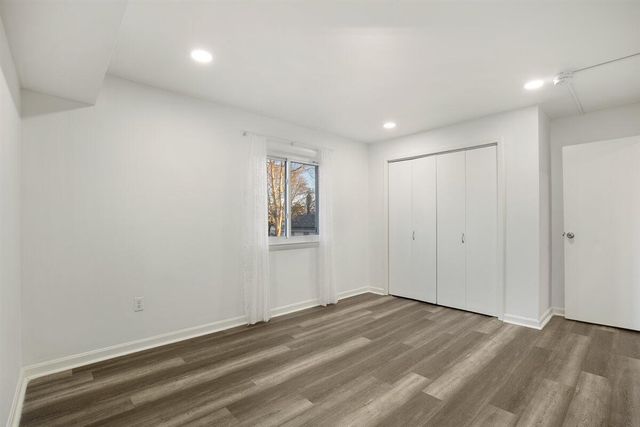 15 Oak Neck Road APT 11, Hyannis, MA 02601
