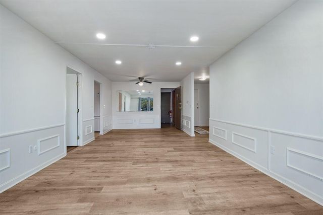 15 Oak Neck Road APT 11, Hyannis, MA 02601
