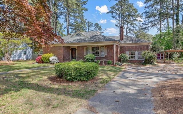 2810 Acres RD, Portsmouth, VA 23703