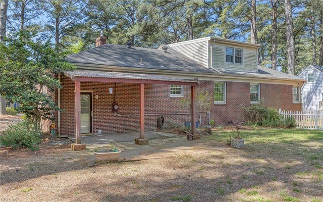 2810 Acres RD, Portsmouth, VA 23703