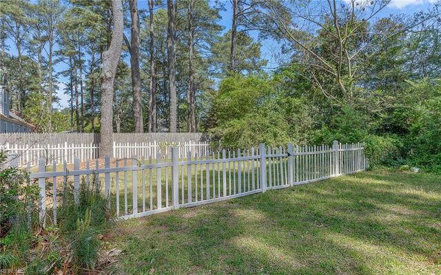 2810 Acres RD, Portsmouth, VA 23703