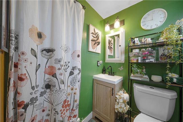 15411 Bonsallo Avenue, Gardena, CA 90247