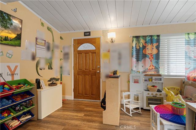 15411 Bonsallo Avenue, Gardena, CA 90247