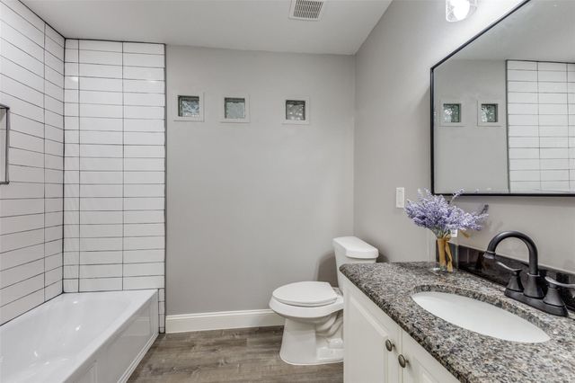 9631 Liptonshire Drive, Dallas, TX 75238