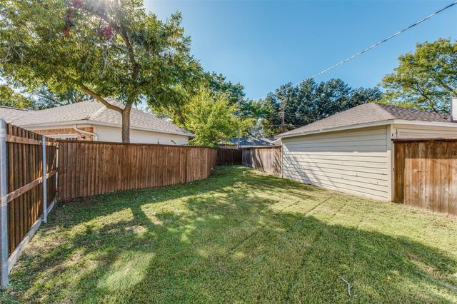 9631 Liptonshire Drive, Dallas, TX 75238