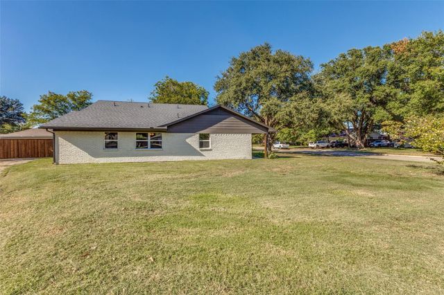 9631 Liptonshire Drive, Dallas, TX 75238