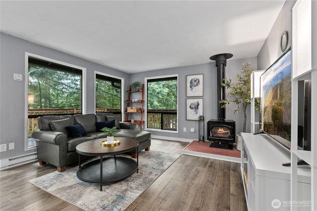 439 Sudden Valley Drive, Bellingham, WA 98229