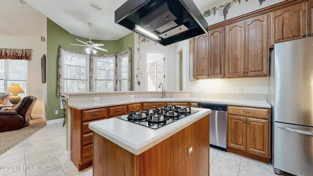 10380 HOOD Road S, Jacksonville, FL 32257