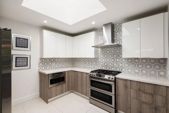 29 Stanford Drive, Rancho Mirage, CA 92270