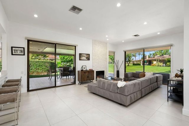 29 Stanford Drive, Rancho Mirage, CA 92270