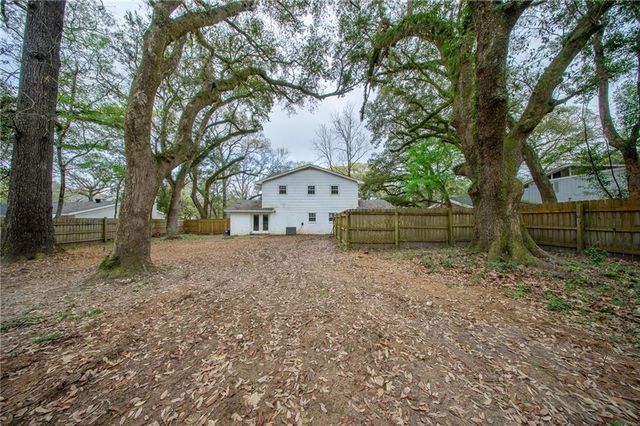 10280 Oak Lane, Grand Bay, AL 36541