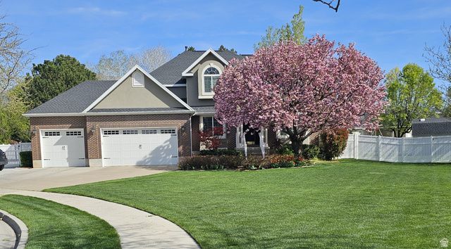 238 KAY CIR, Kaysville, UT 84037