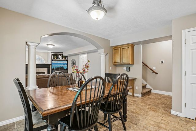 238 KAY CIR, Kaysville, UT 84037