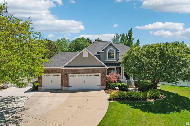 238 KAY CIR, Kaysville, UT 84037