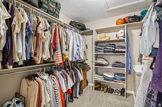 238 KAY CIR, Kaysville, UT 84037