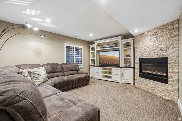 238 KAY CIR, Kaysville, UT 84037