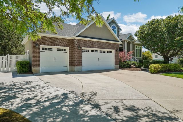 238 KAY CIR, Kaysville, UT 84037