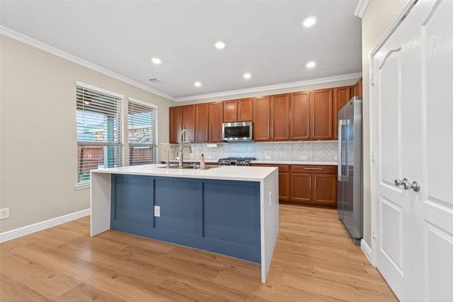 5922 River Timber Trl, Humble, TX 77346