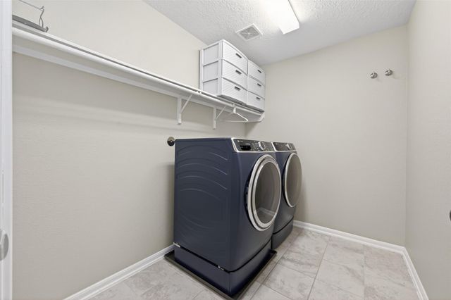 5922 River Timber Trl, Humble, TX 77346