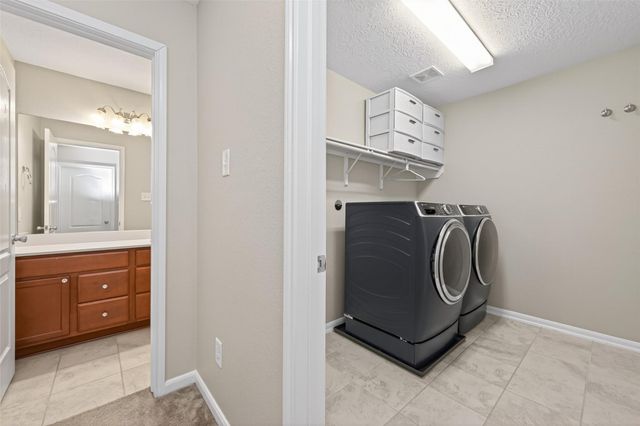 5922 River Timber Trl, Humble, TX 77346