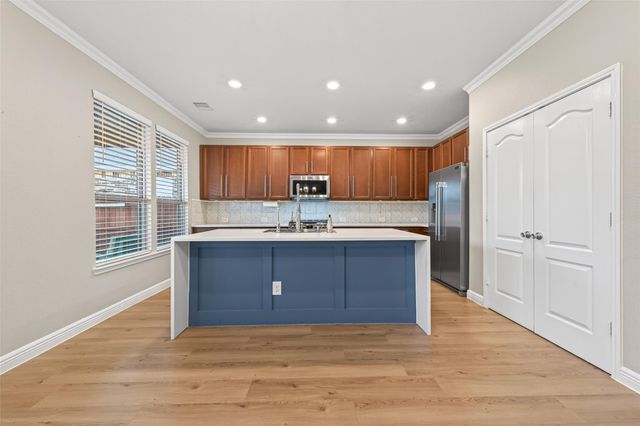 5922 River Timber Trl, Humble, TX 77346