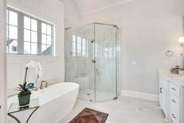 597 CEDAR SHADOWS CIR W, Collierville, TN 38017