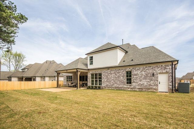 597 CEDAR SHADOWS CIR W, Collierville, TN 38017