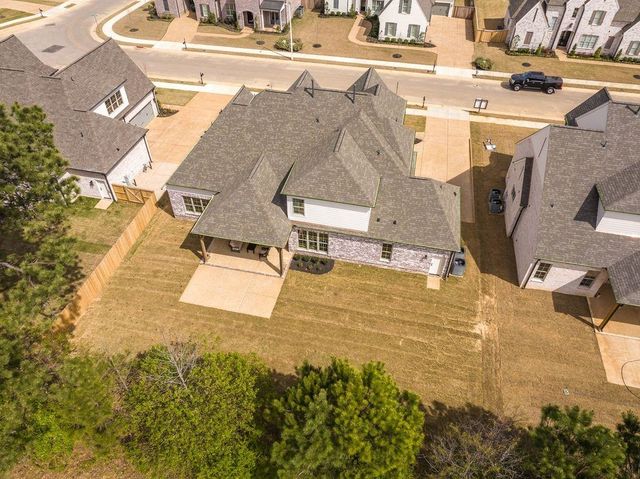 597 CEDAR SHADOWS CIR W, Collierville, TN 38017