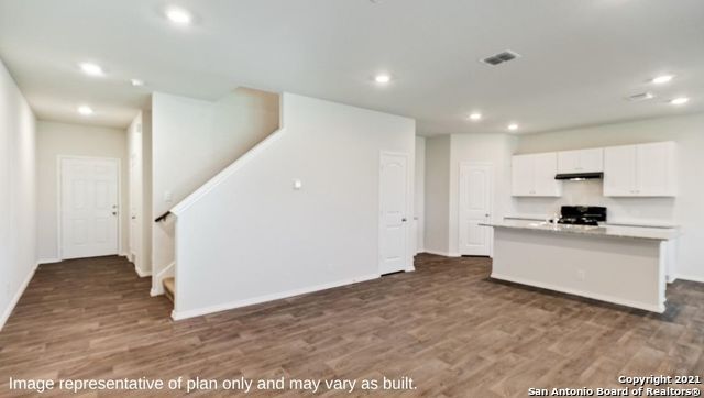 5807 Peacock Ore, San Antonio, TX 78253