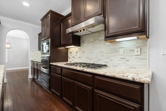 2868 Graybark Avenue, Clovis, CA 93619