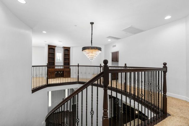 2868 Graybark Avenue, Clovis, CA 93619