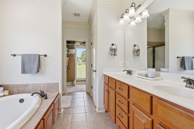 6610 Old Zion Rd, Columbia, TN 38401
