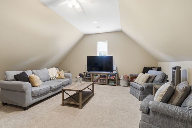 6610 Old Zion Rd, Columbia, TN 38401