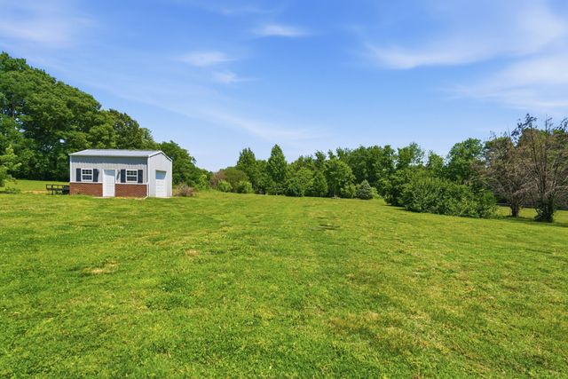 6610 Old Zion Rd, Columbia, TN 38401