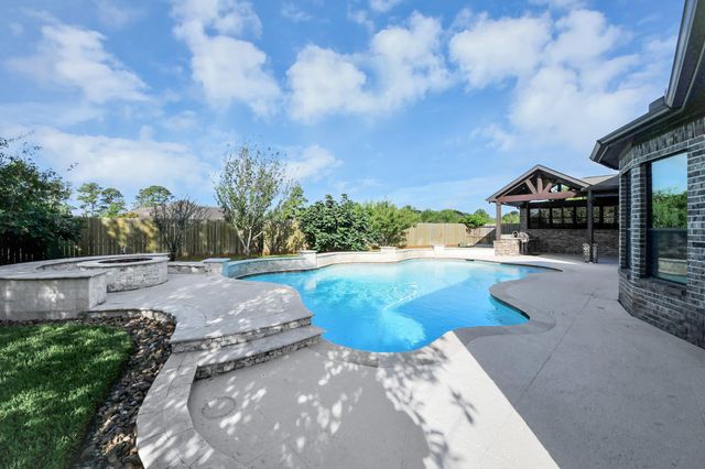67 Azure Lake Court, Katy, TX 77494