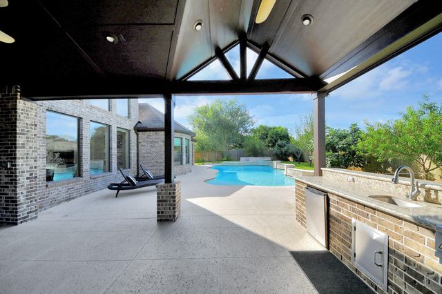 67 Azure Lake Court, Katy, TX 77494