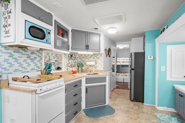 6001 - 5542 S Kings Hwy., Myrtle Beach, SC 29575