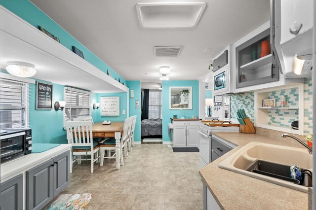 6001 - 5542 S Kings Hwy., Myrtle Beach, SC 29575