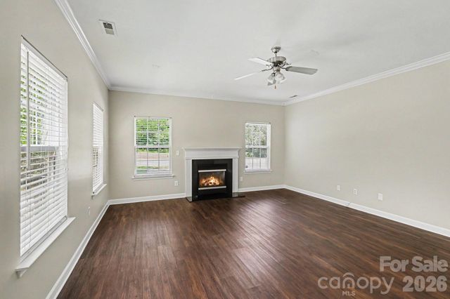 8539 Suttonview Drive, Charlotte, NC 28269
