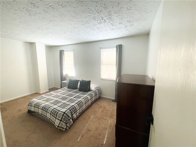 118 Forest Dr, Seven Fields Boro, PA 16046