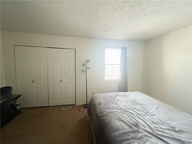 118 Forest Dr, Seven Fields Boro, PA 16046