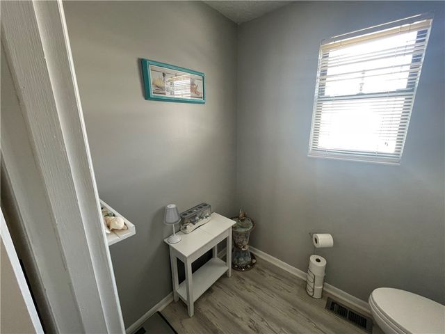 118 Forest Dr, Seven Fields Boro, PA 16046