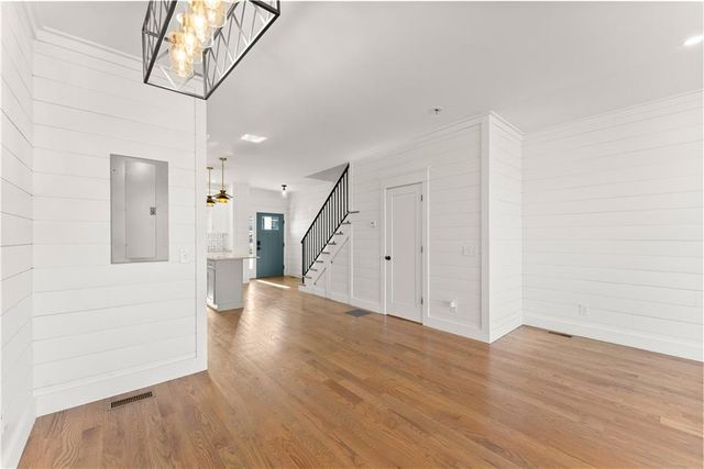 35 Cottonwood Street, Clayton, GA 30525