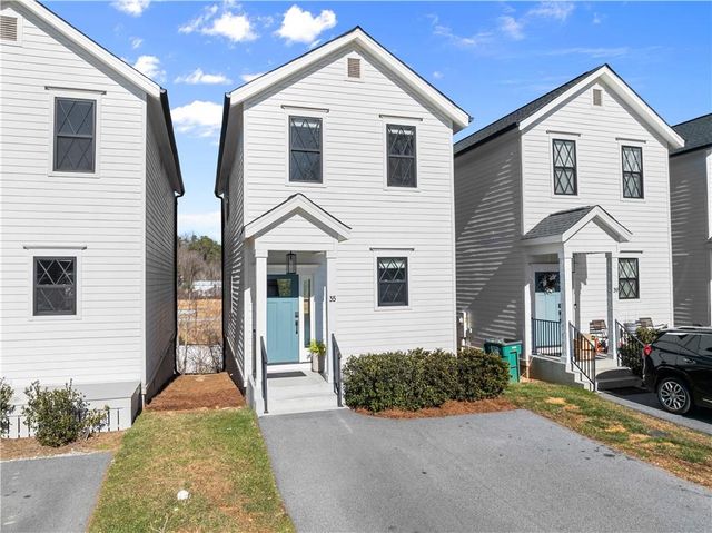 35 Cottonwood Street, Clayton, GA 30525