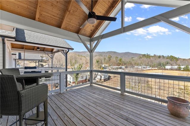 35 Cottonwood Street, Clayton, GA 30525