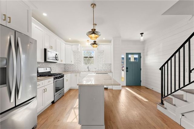 35 Cottonwood Street, Clayton, GA 30525