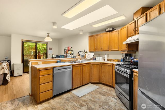 13014 SE 279th Place, Kent, WA 98030