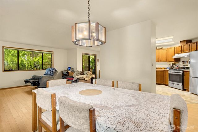 13014 SE 279th Place, Kent, WA 98030